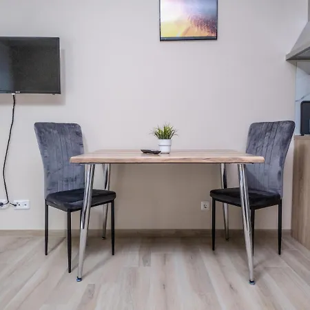 Main Boardinghouse Appartamento
